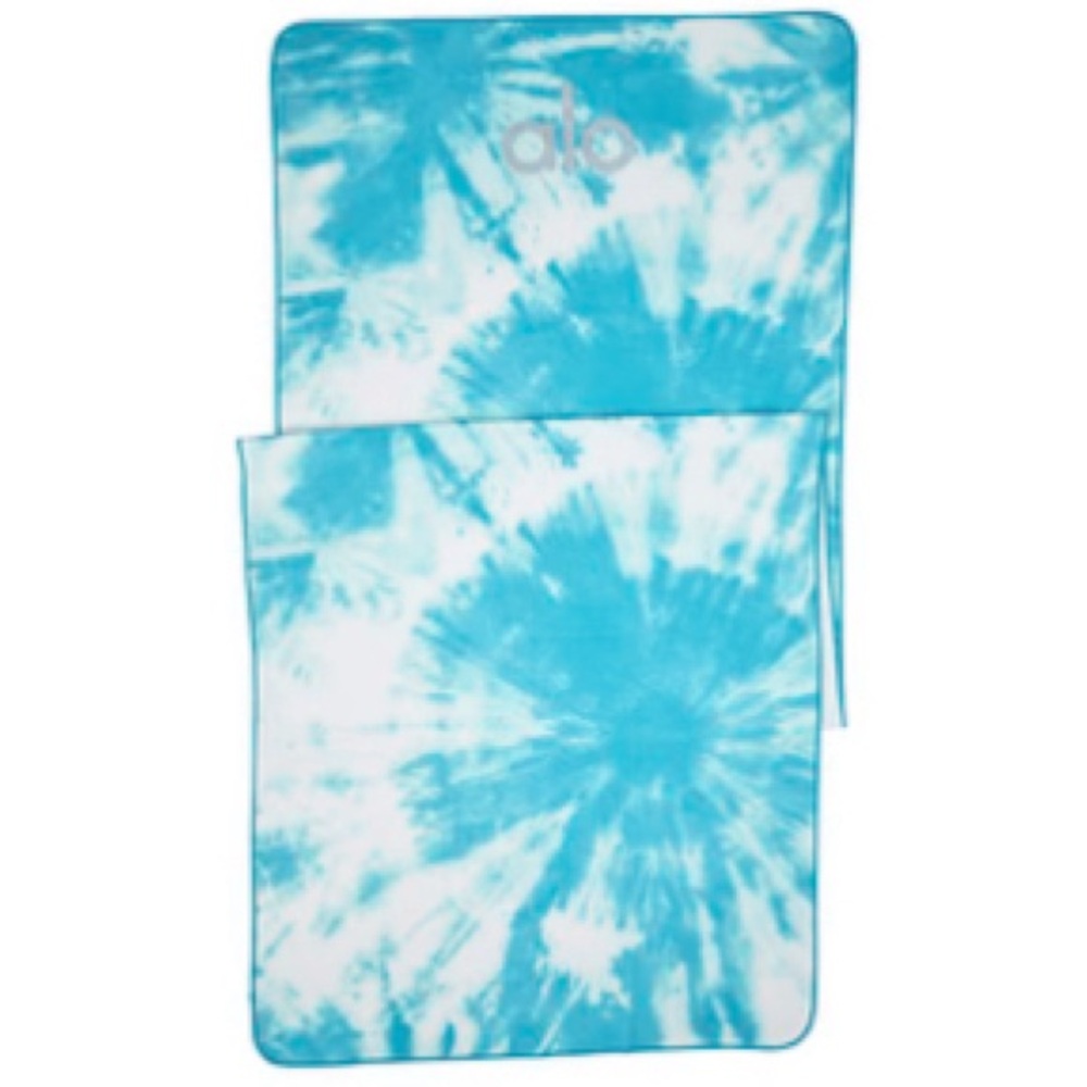 NWT ALO Grounded No-Slip Towel, Bright Aqua Tie Dye